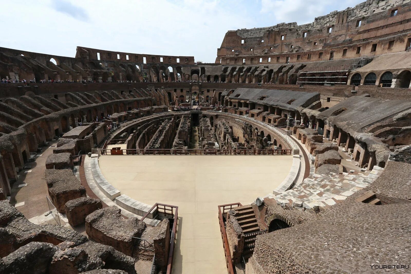 Coliseum спб. Колизей Арена. Театр Колизей Санкт-Петербург. Колизей Рим концертный зал. Колизей Арена СПБ.