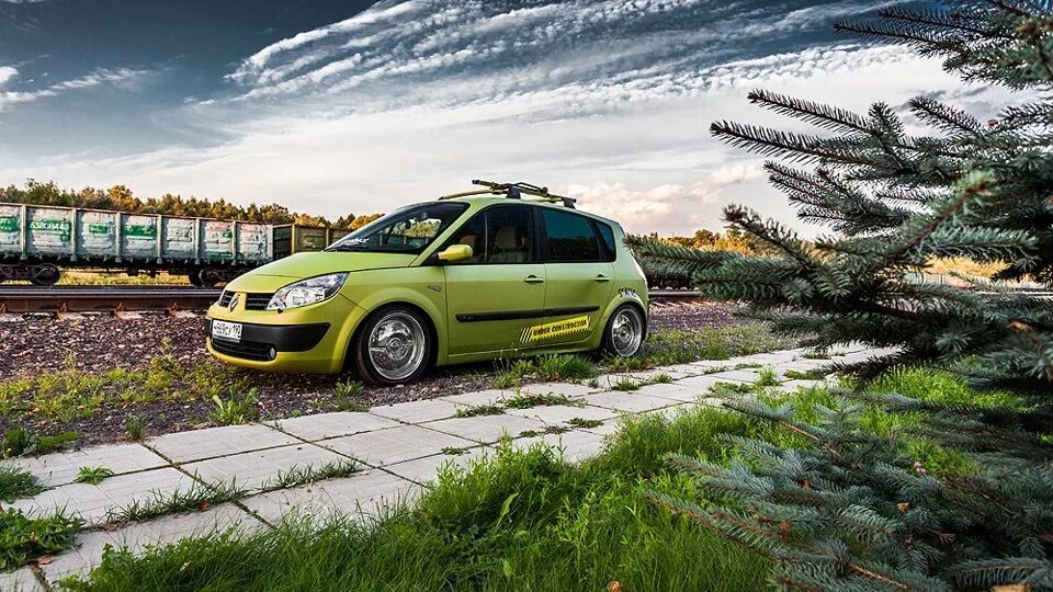 Шины рено сценик 3. Сценик 2. рено гранд сценик 2. renault scenic stance. рено гранд сценик 4.