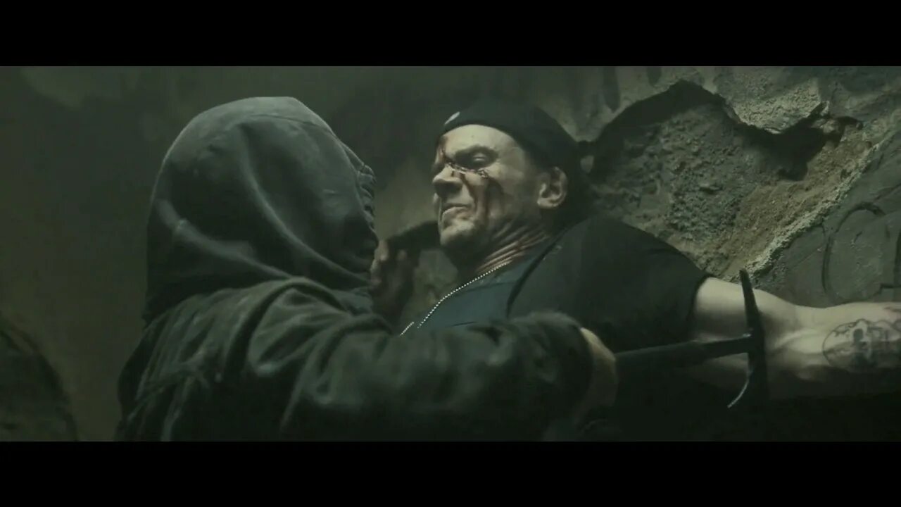 Избави нас от лукавого фильм батлер. Концовка фильма начало. Эрик бана избави нас от лукавого. Dark souls 3 финал. Волчок кобба.