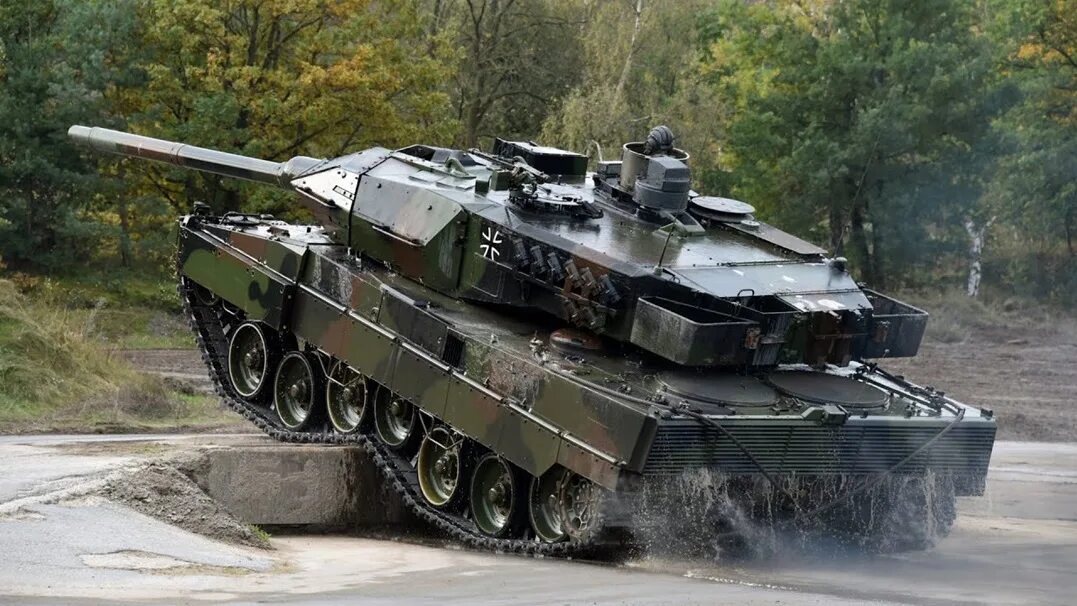 Леопард 2 количество. Танк Leopard 2a6. Танки Leopard 2a6. Леопард 2. Леопард 2а4 Бундесвер.