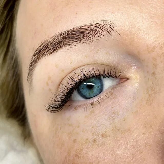 наращивание ресниц солнцево