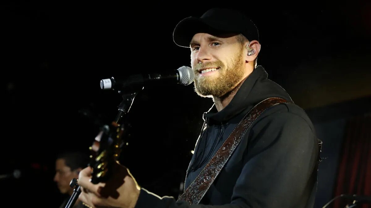 Chase out of. Чейз райс. chase rice. чейз певец.