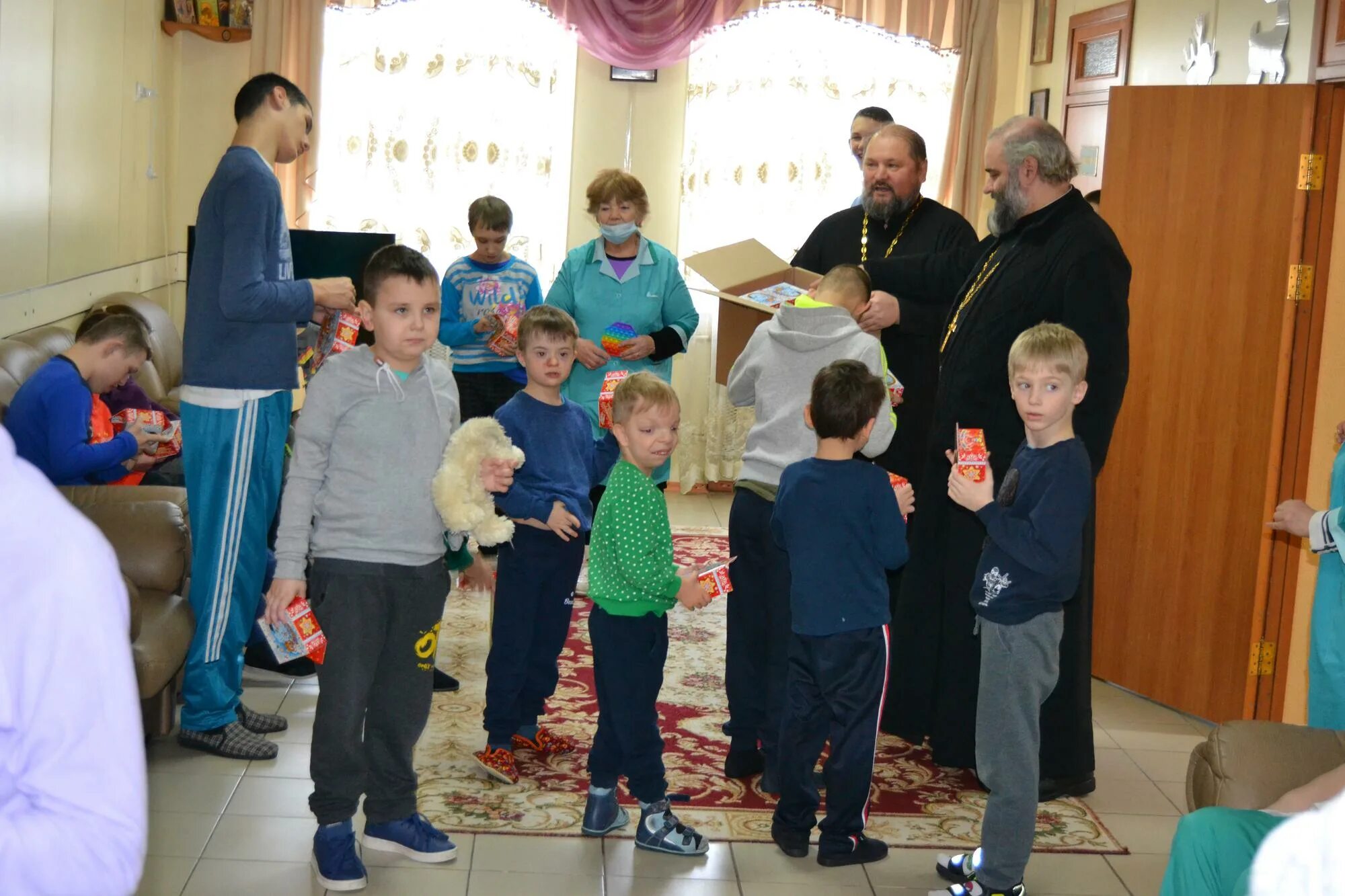 Интернат яхрома. Яхрома дети. Бригантина калуга детский сад. Яхрома дети. Бусалова 10 яхрома.