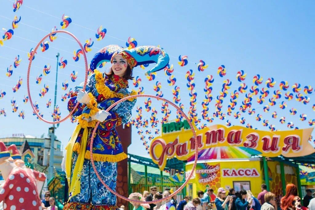 Куда можно сходить во владивостоке с детьми. Парк аттракционов фантазия владивосток. парк аттракционов карусель владивосток. парк гулливер владивосток. аттракционы во владивостоке фантазия.