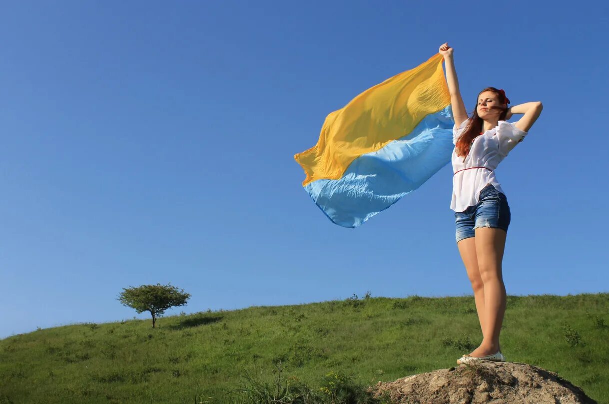 Україна мене. Патриотические картины. Україна мене. Україна мене. Україна мене.
