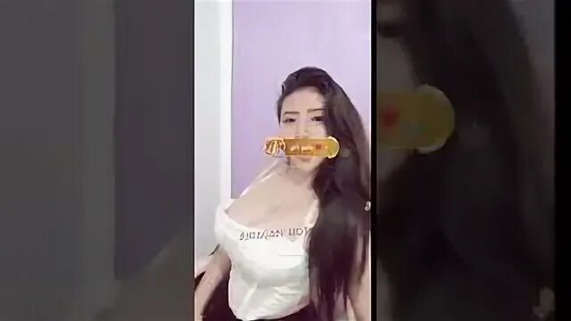 Bella live