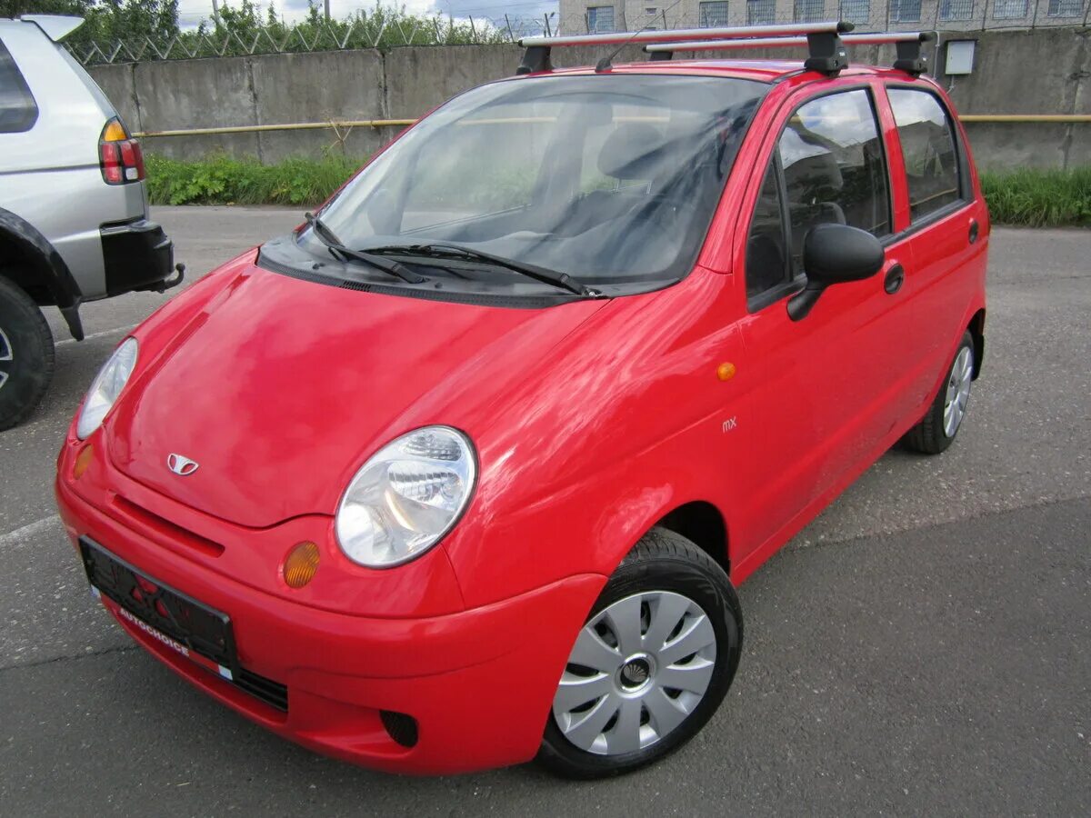 Куплю автомобиль матиз. Машина Daewoo Matiz. Daewoo Matiz 1. Дэу Матиз 2013. Daewoo Matiz 2012.