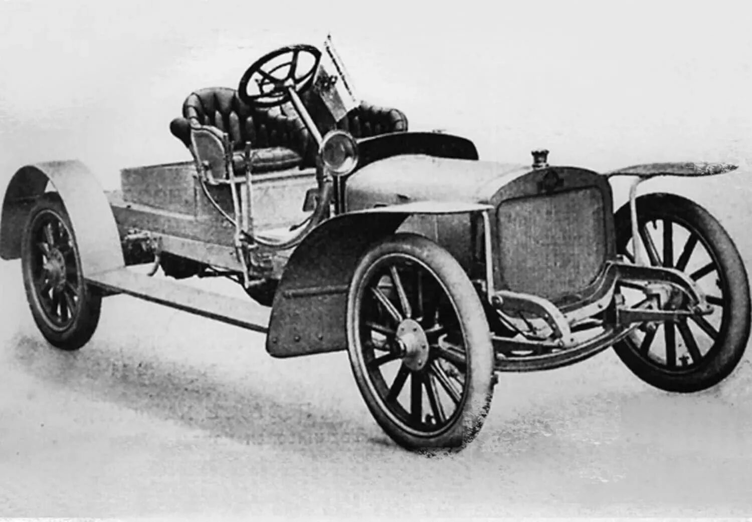 Машина 1 40. Руссо-Балт 1909. Руссо-Балт с24/40. Первый русский автомобиль Руссо Балт. Руссо-Балт с-24, 1909.