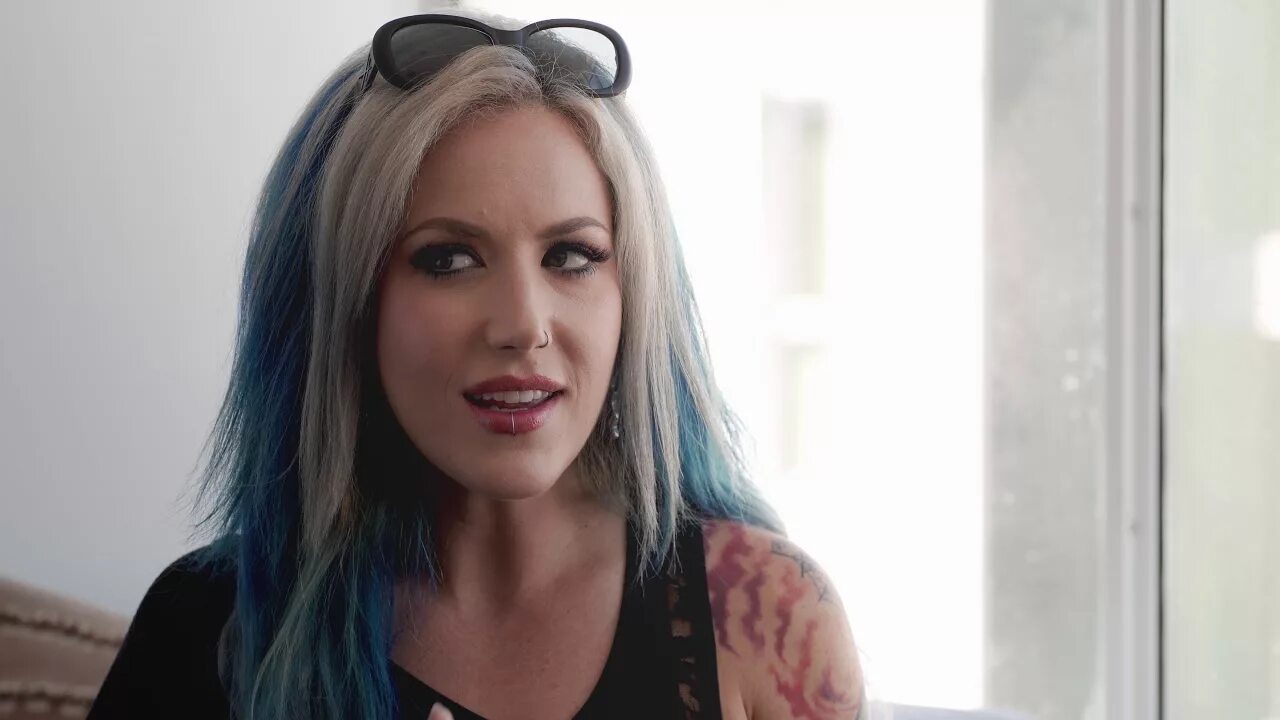 Alissa White-Gluz. Alice White Gluz. Алисса Уайт-глаз 2022. Алиса Уайт Гласс 2021.