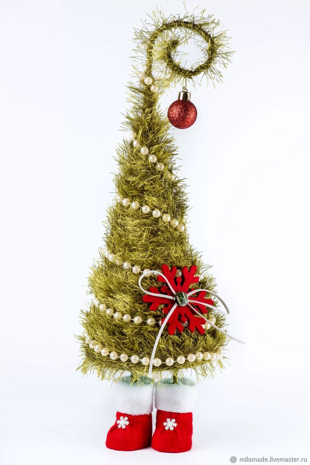 Новогодний топиарий елка. Елочка топотушка. Елка на ножке. Елочка на ножках. Топиарий елка топотушка.