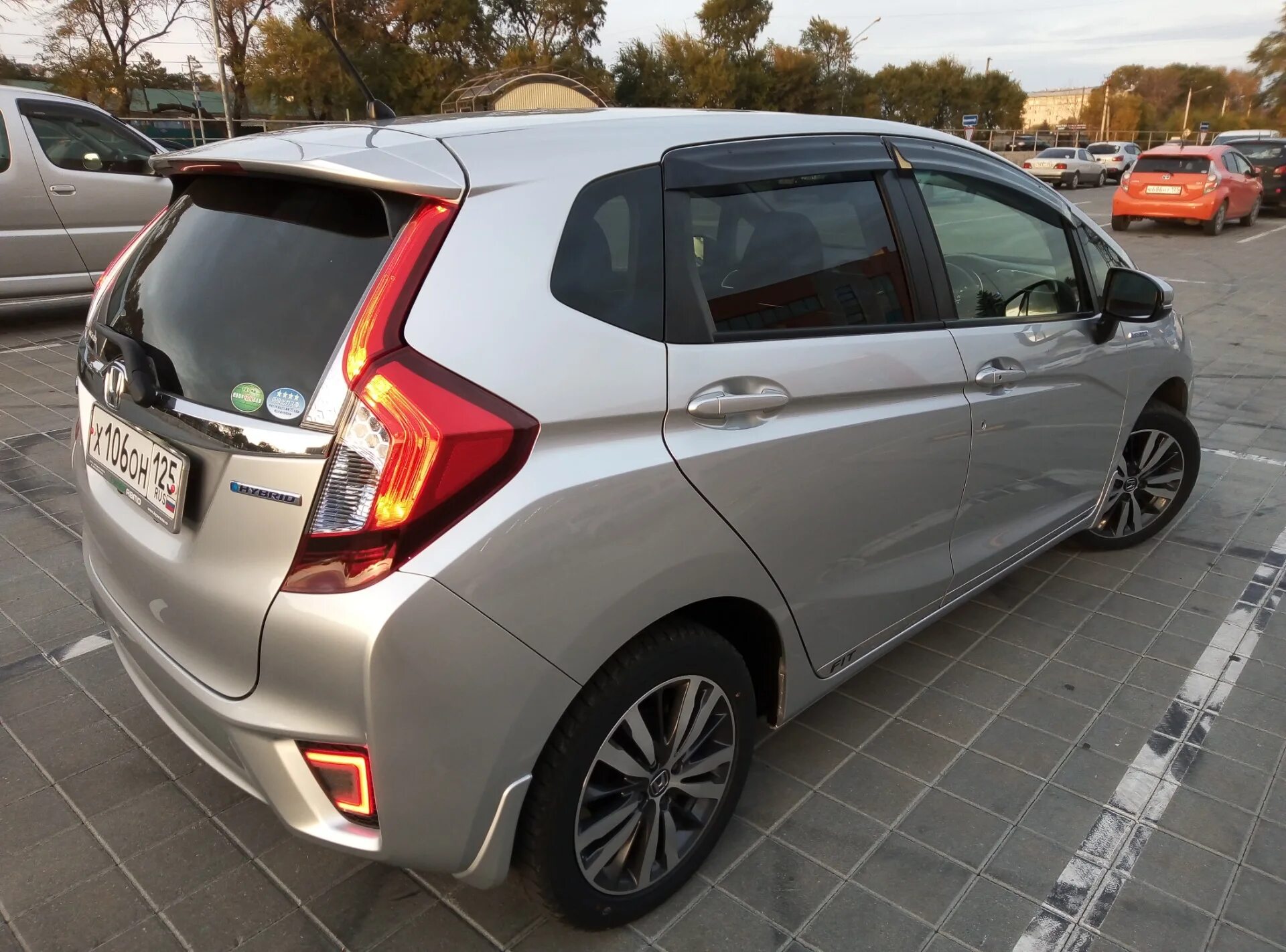 Хонда фит 3. Honda Fit 3 поколение. Хонда фит 2015 г. Хонда фит 2015 года. Honda fit 4