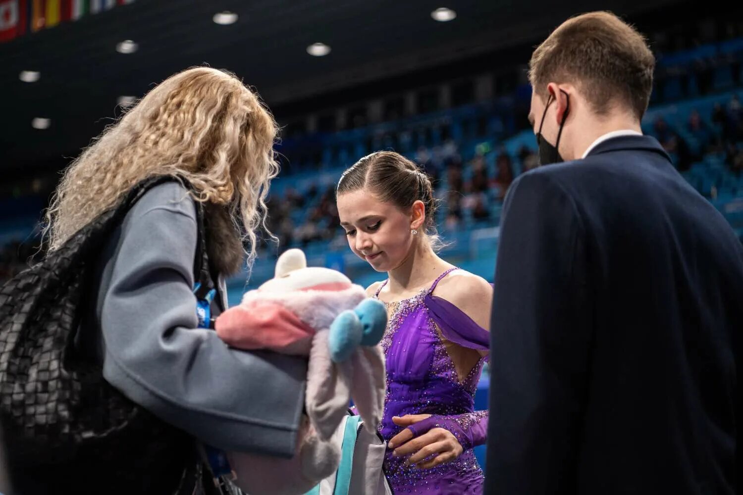 Чемпионат 1 канала россия. Камила Валиева Кубок первого канала 2022. Фигурное катание 2022 Камила Валиева и Тутберидзе. Камила Валиева и Тутберидзе.