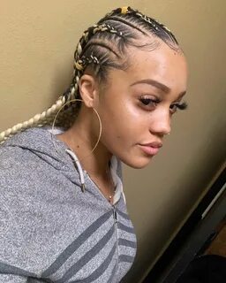 Twitch: 𝐃 𝐚 𝐮 𝐠 𝐡 𝐭 𝐞 𝐫 𝐨 𝐟 𝐓 𝐡 𝐚 𝐧 𝐨 𝐬 🎮 6’1 - @exactly.e - ...