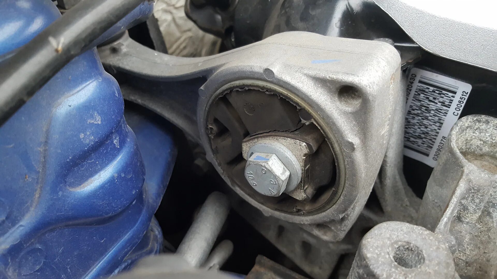 Двигатель трясется. Вибрация турбокомпрессора. 6 дизель. Почему трясёт двигатель на холостом ходу. Тагаз тагер мотор 2.