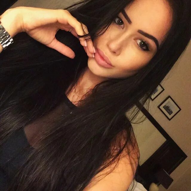 Изабелла фиори. Изабелла фиори селфи. Пухлые губы у девушки. Дарья степанян. Мэдисон бир в 14 лет.