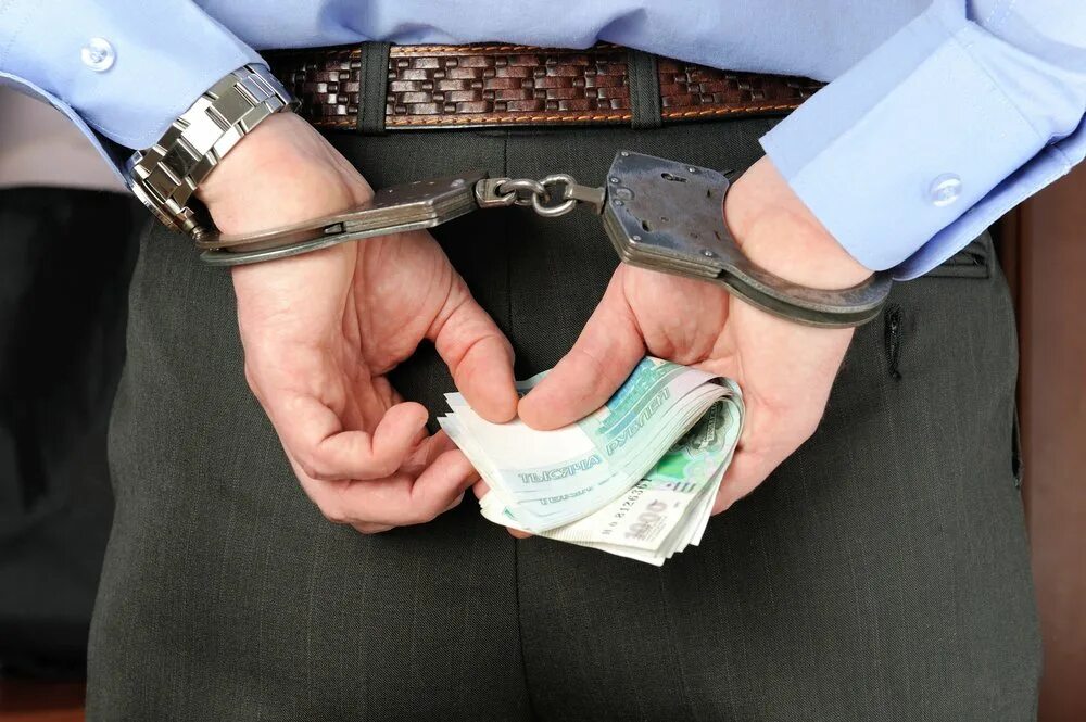 Расследование незаконного получения кредита