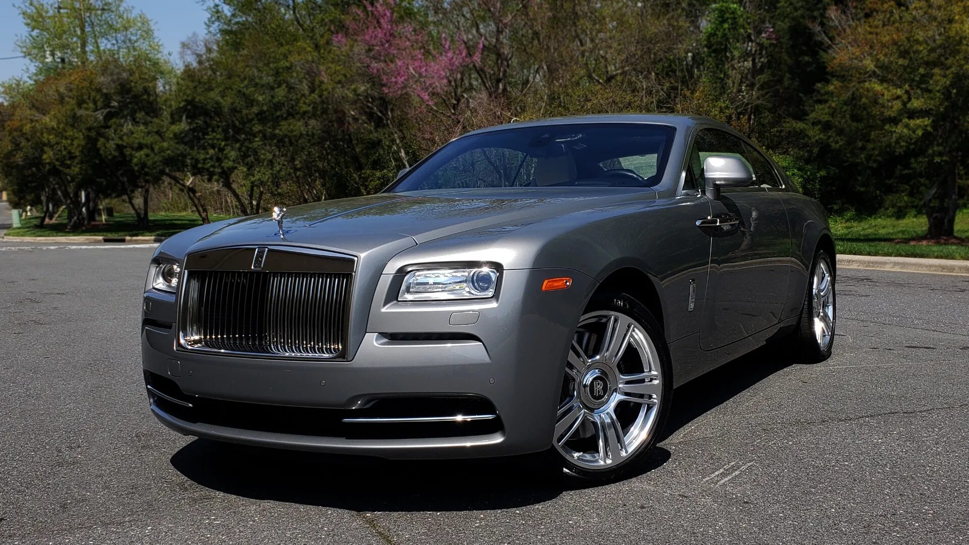 Похожие на роллс ройс. Wraith Rolls Royce Gray. Роллс Ройс Wraith фары. Rolls Royce Wraith рендер. Rolls-Royce Сток.