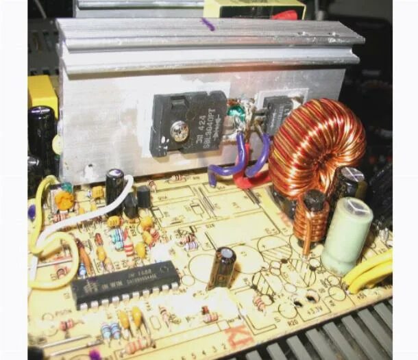 блок питания стабилизированный ипс-1. импульсный блок питания на транзисторе 13001. как увеличить мощность блока питания. импульсный блок питания 12в из компьютерного блока питания. как увеличить мощность блока питания.
