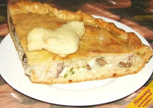 Песочный курник с курицей и картошкой. Песочный курник с курицей и картошкой. Курник на песочном тесте. Пирог курник с курицей и картошкой. Мини курники.