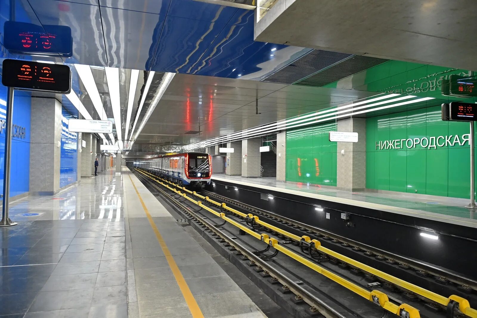 Файл:2020 Moscow Metro - Nekrasovskaya lane - Nizhegorodskaya - img 20200831 174