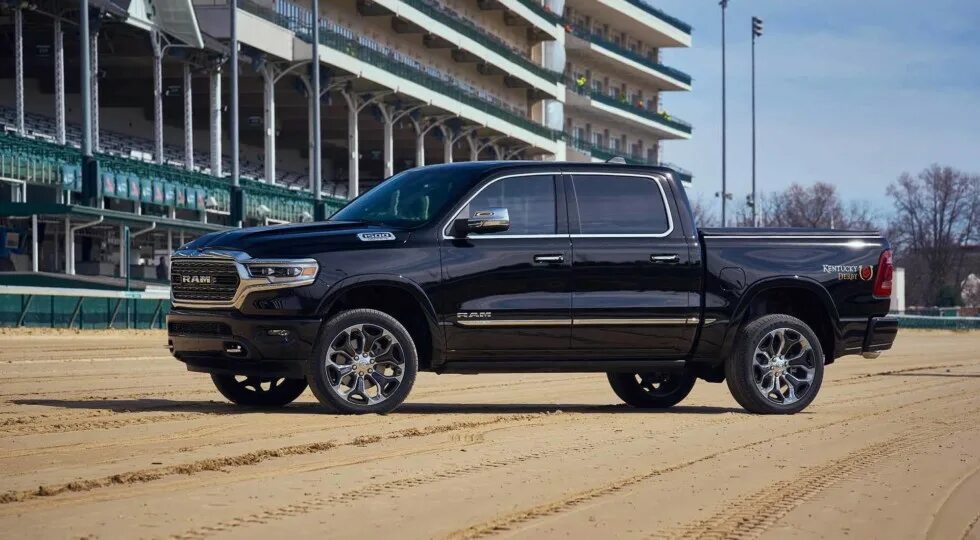 Dodge Ram 1500 Limited. Dodge Ram 1500 Limited 2019. Dodge Ram 1500 Crew Cab. Додж пикап Ram 1500. Пикап женатой