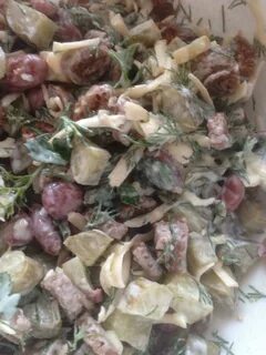 Салат с фасолью консервированной красной солеными огурцами