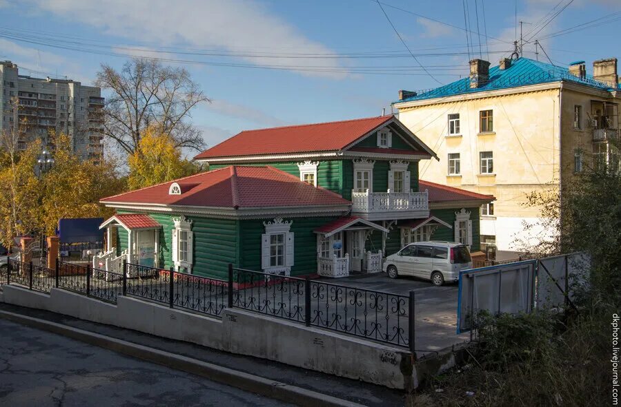 Хабаровск ул толстого. Доходный дом ф.в. Чудинова Хабаровск. Улица Дзержинского Хабаровск. Хабаровск улица Дзержинского 60. Хабаровск, ул. Дзержинского, 6.