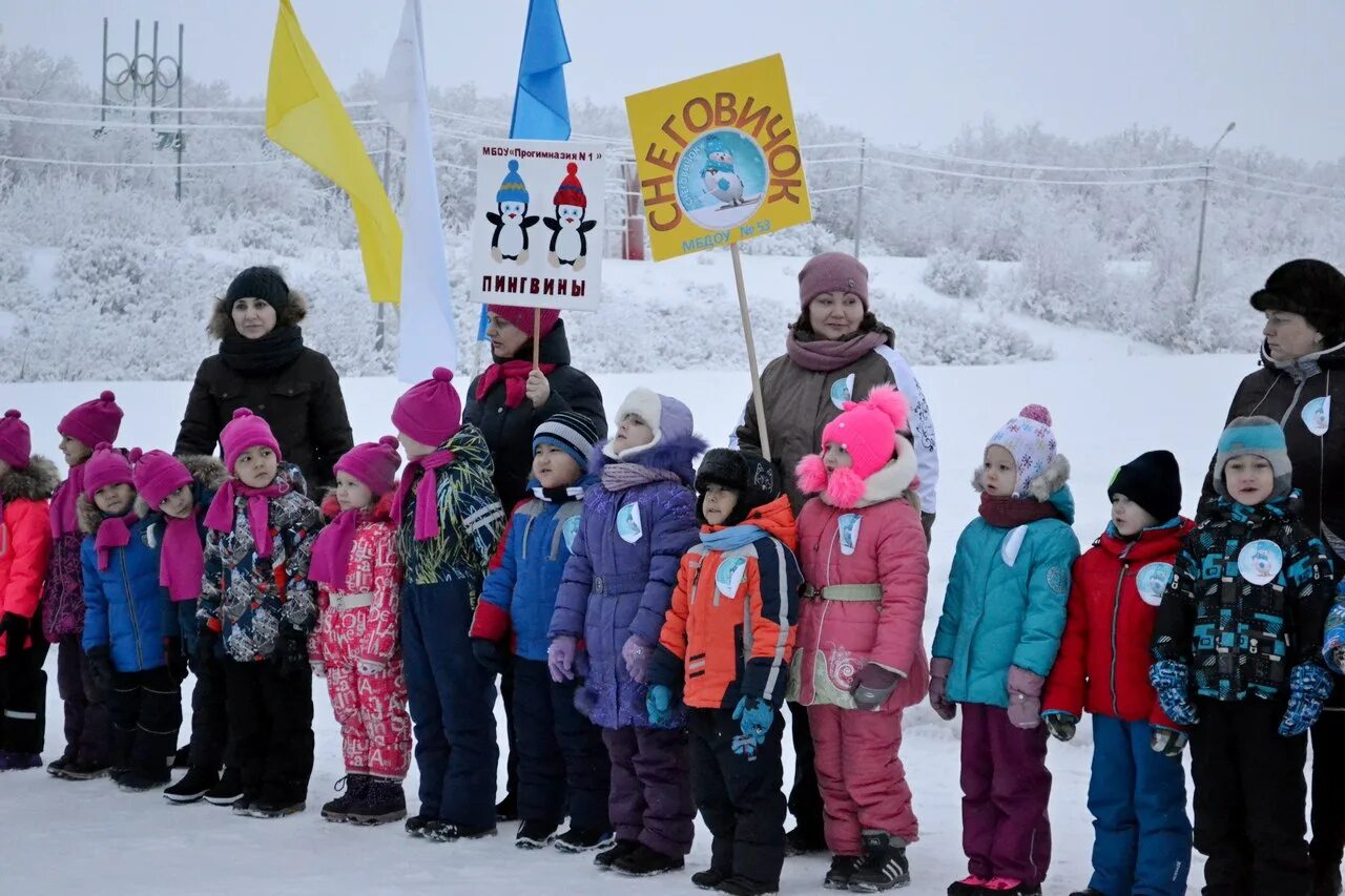 Воркута заполярный круг. Заполярный воркута зимой. Воркута садик 12. Воркута зимой. Туристы коми.