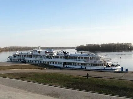Теплоход уфа