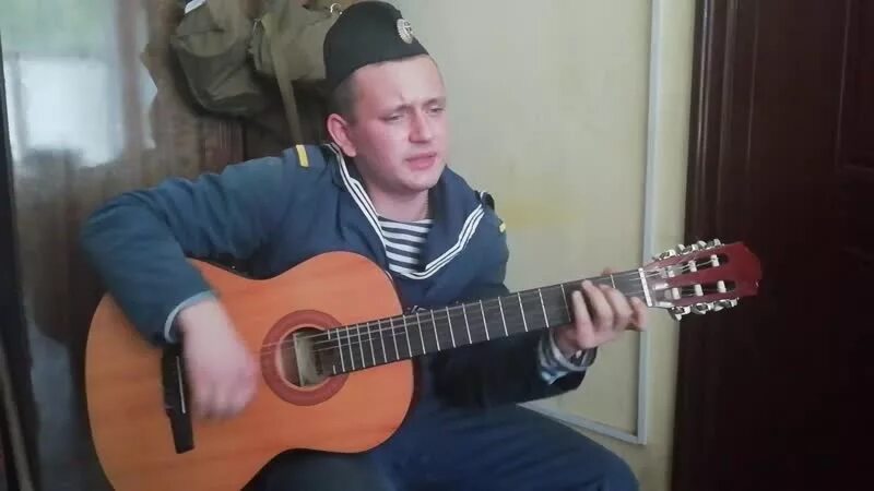 В военкомате случай был песня аккорды. В военкомате случай был. в военкомате случай был под гитару.