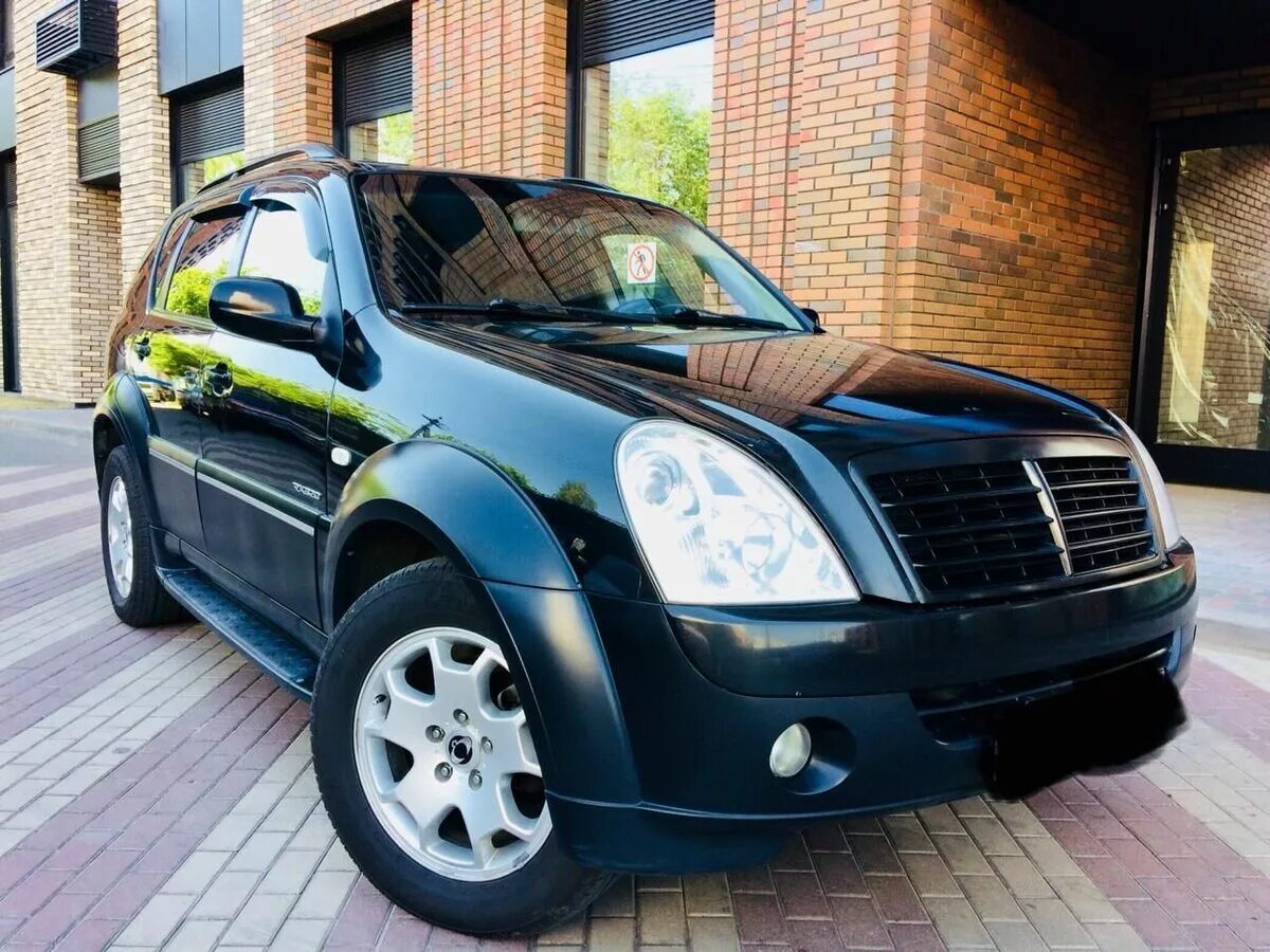 SSANGYONG Rexton 3.2. SSANGYONG Rexton 2.3 at. SSANGYONG Rexton 3.2 at, 2008. SSANGYONG Rexton II 3.2 4wd at (220 л.с.) чёрный с пробегом. Саньенг рекстон 2 купить