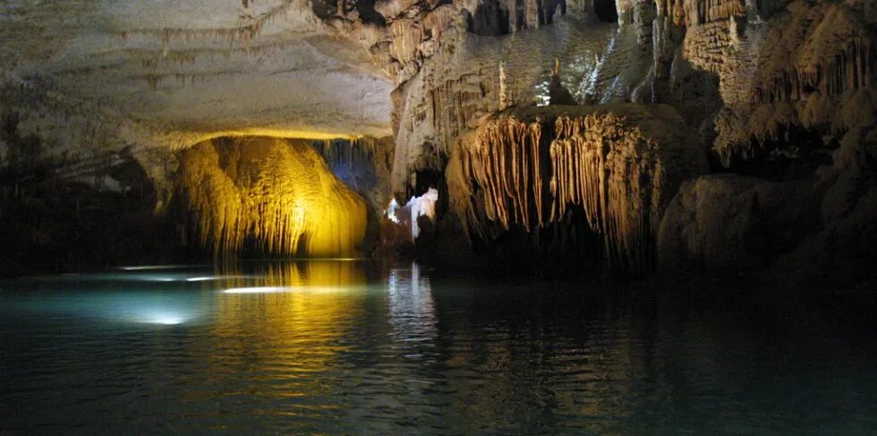 грот джейта в ливане. грот в ливане 4 буквы. пещеры какауамильпа мексика. джейта гротто ливан пещеры. грот в ливане 4 буквы.
