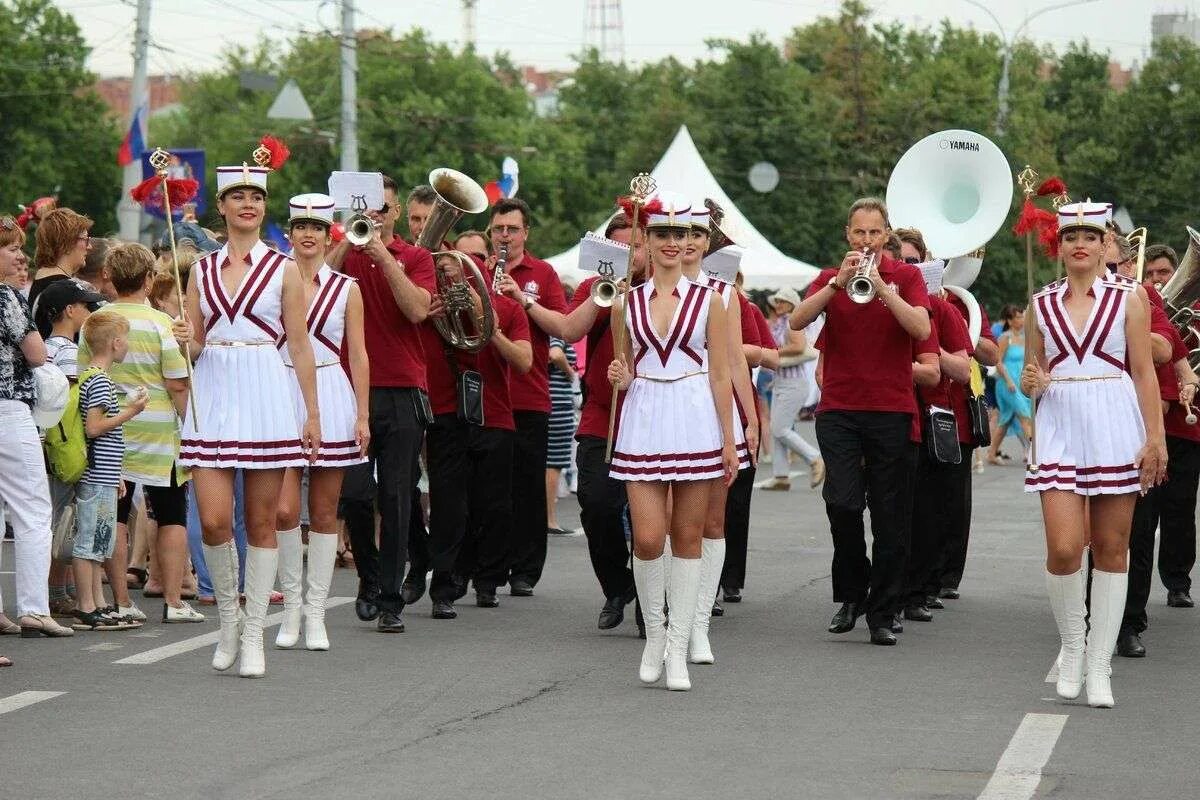 Какой сегодня праздник в новгороде