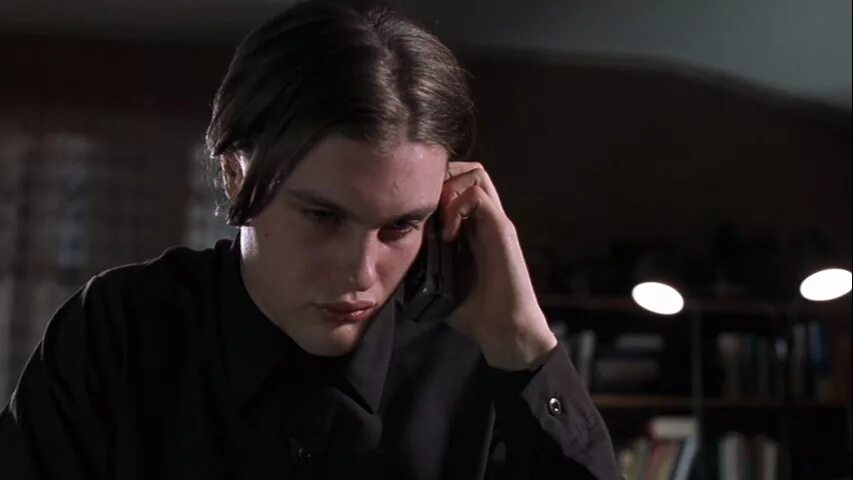 Come break me. Кофейня шеннона лето. Джаред лето одинокие сердца. Джаред лето the kill. Thirty seconds to mars the kill bury me причёска в клипе.