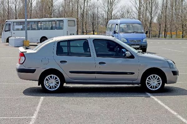 Рено симбол 2008 красная. Рено клио седан 2006. 4 2007. Рено симбол 2005 года. Рено симбол 2003 года.