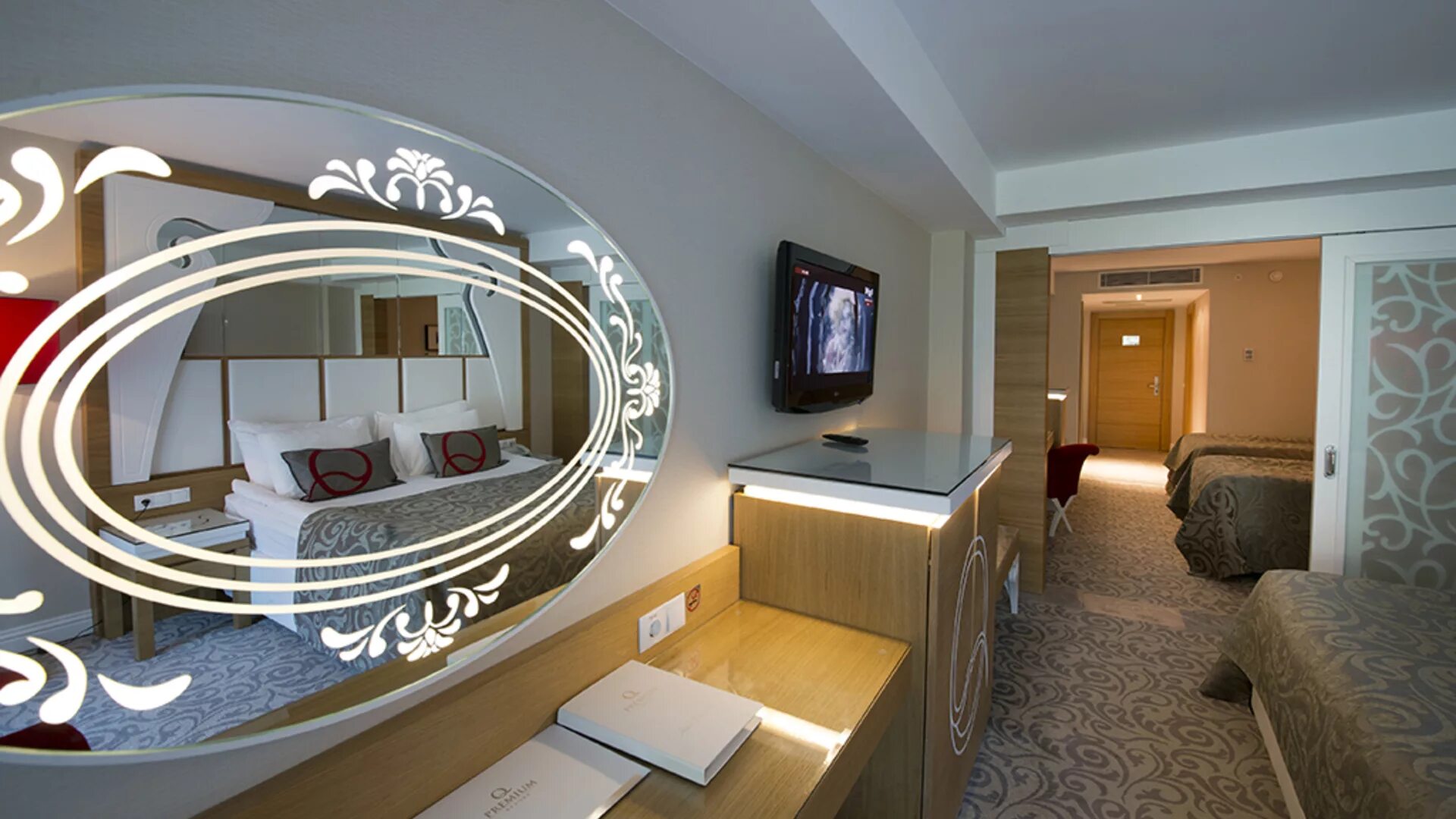 Q premium. Отель премиум Резорт Турция Аланья 5. Отель q Premium Resort 5 Турция. Q Premium 5* (Окурджалар). Q Premium Resort номера.