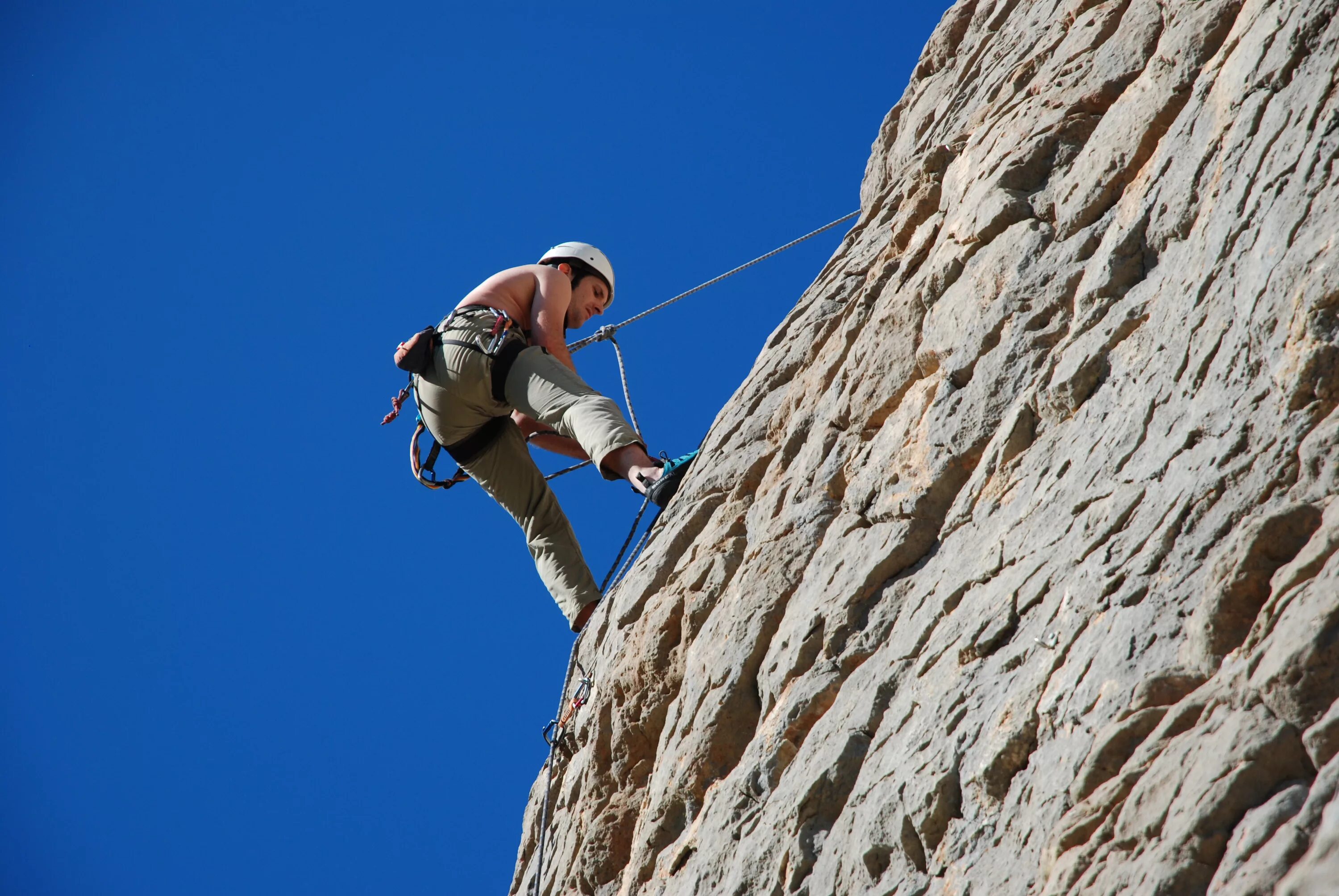 Abseiling перевод