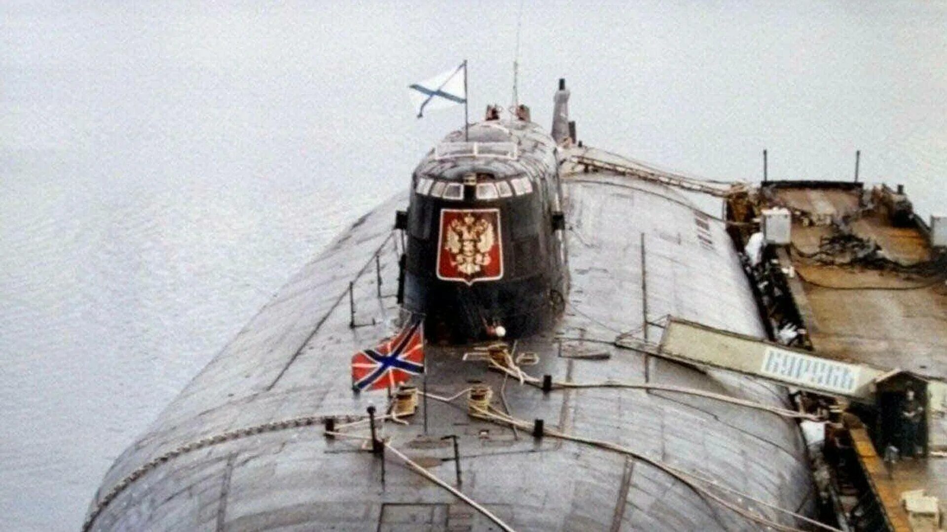 Где затонул курск подводная. Подводная лодка к-141 «Курск». Подлодка Курск. Курск АПЛ подлодка. Атомная подводная лодка Курск.