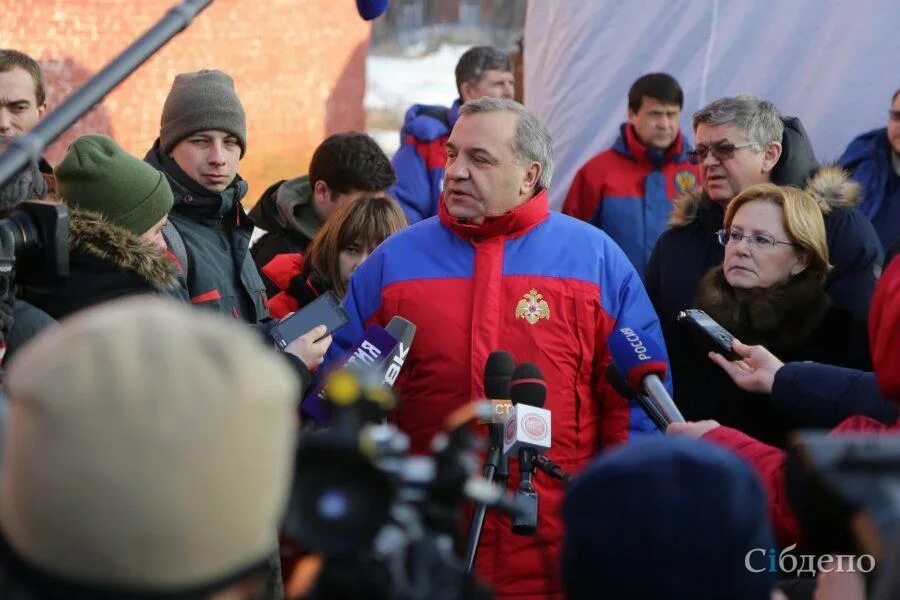 Пожар в Пучково. Глава МЧС зимняя вишня.