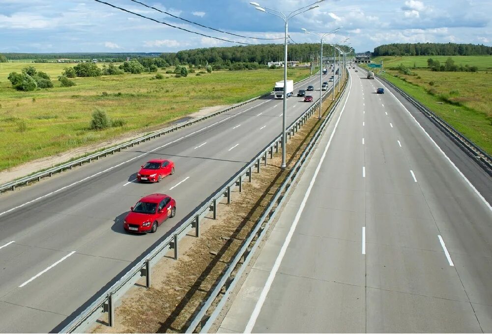 Дороги юг россии. М-4 Дон летом. Автомобильная дорога. Автомобильная дорога м-4 «Дон». Дорога со стороны.