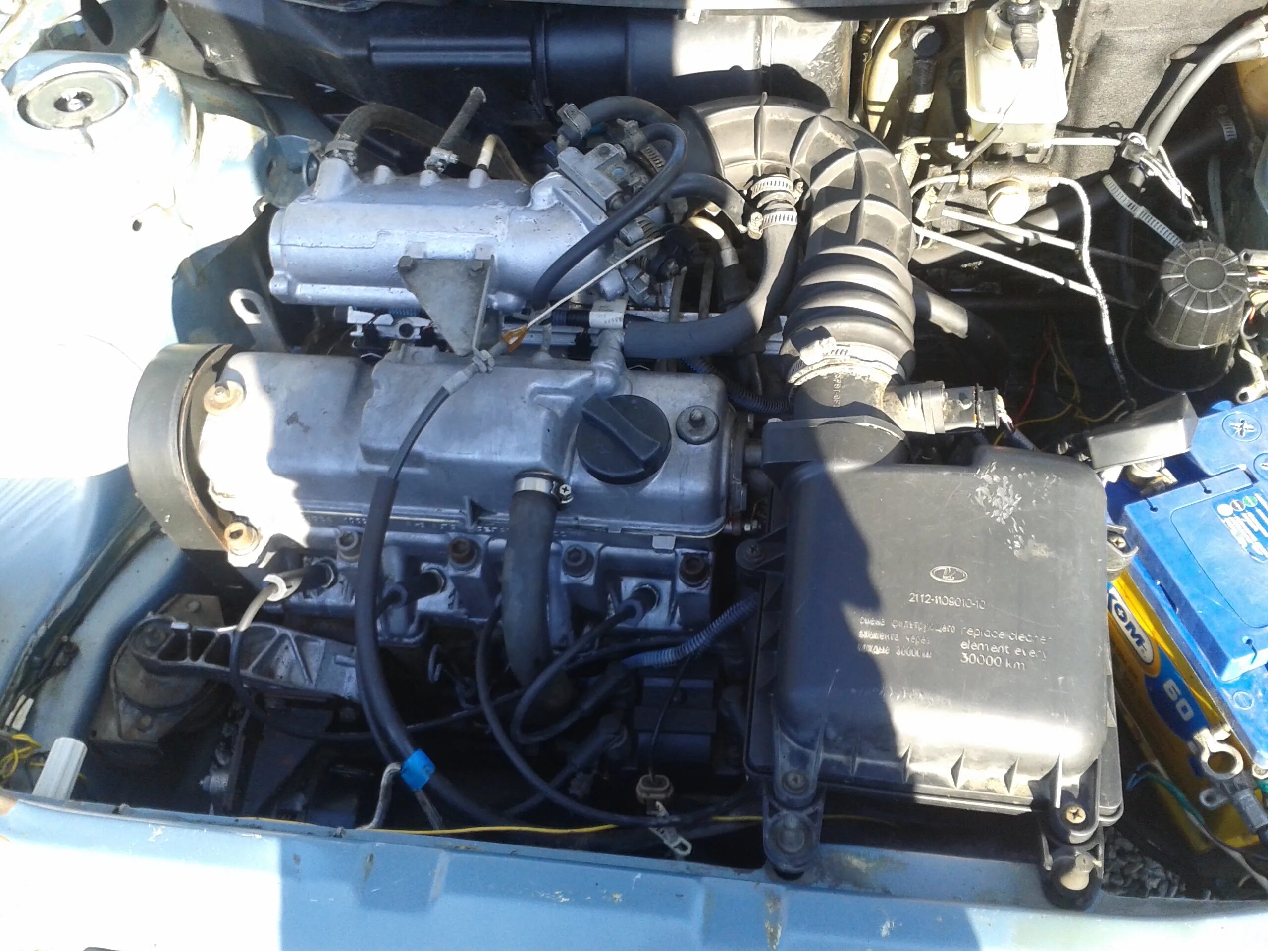 Двигатель 2110 1,5 8кл. Двигатель ВАЗ 2110 1.5 8. Движок 8 клапанный ВАЗ 2110. Мотор 8 клапанный ВАЗ 2110.
