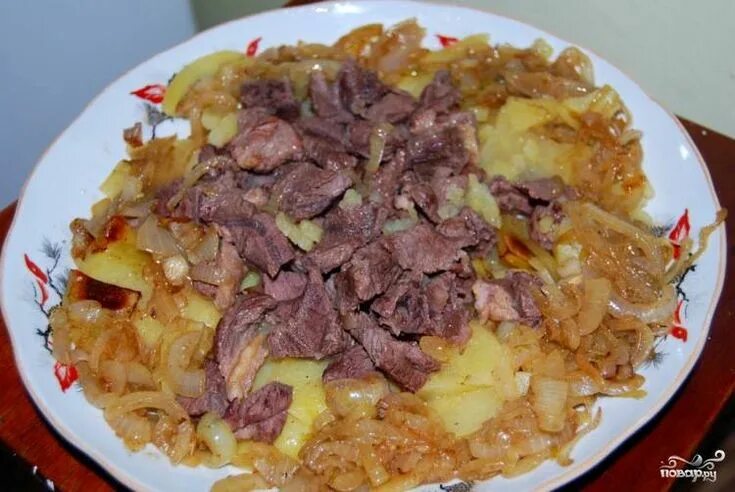 Конина с капустой. Къыйма из конины. Как приготовить говядину мягкой чтобы от косточки отходила. Колбаса конская сыровяленая казылык. Конина с капустой.