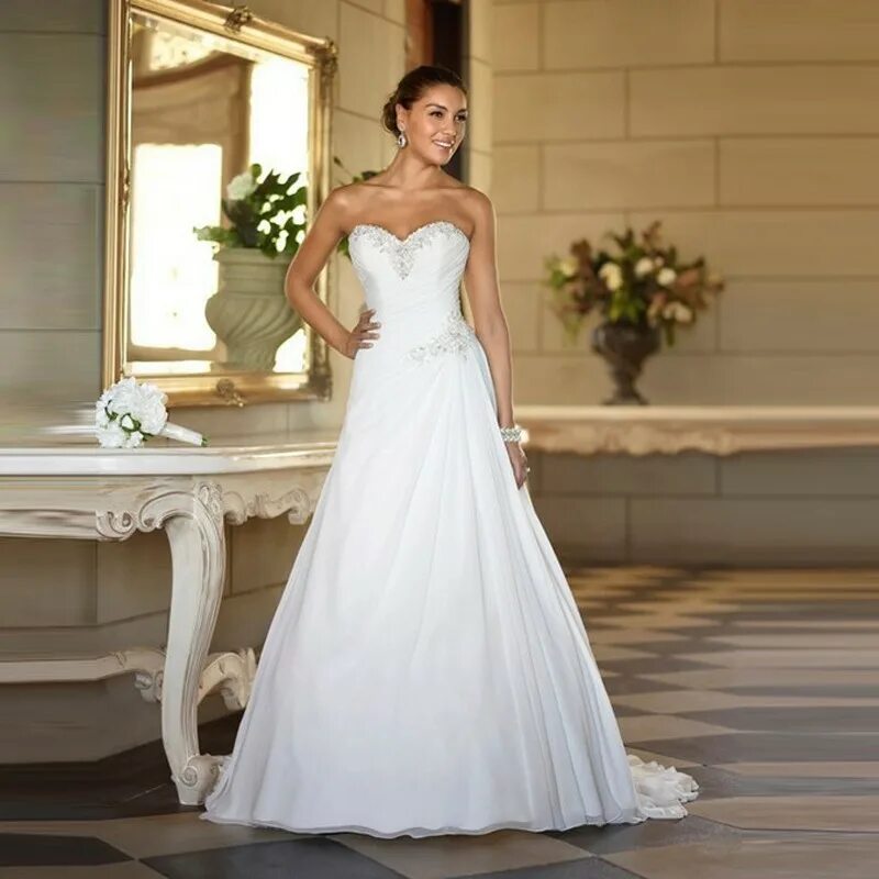 атласное свадебное платье rosa clara. свадебные платья 2021 тренды пышные рукава. платье невесты. свадебные фасоны. невесты в свадебных платьях.