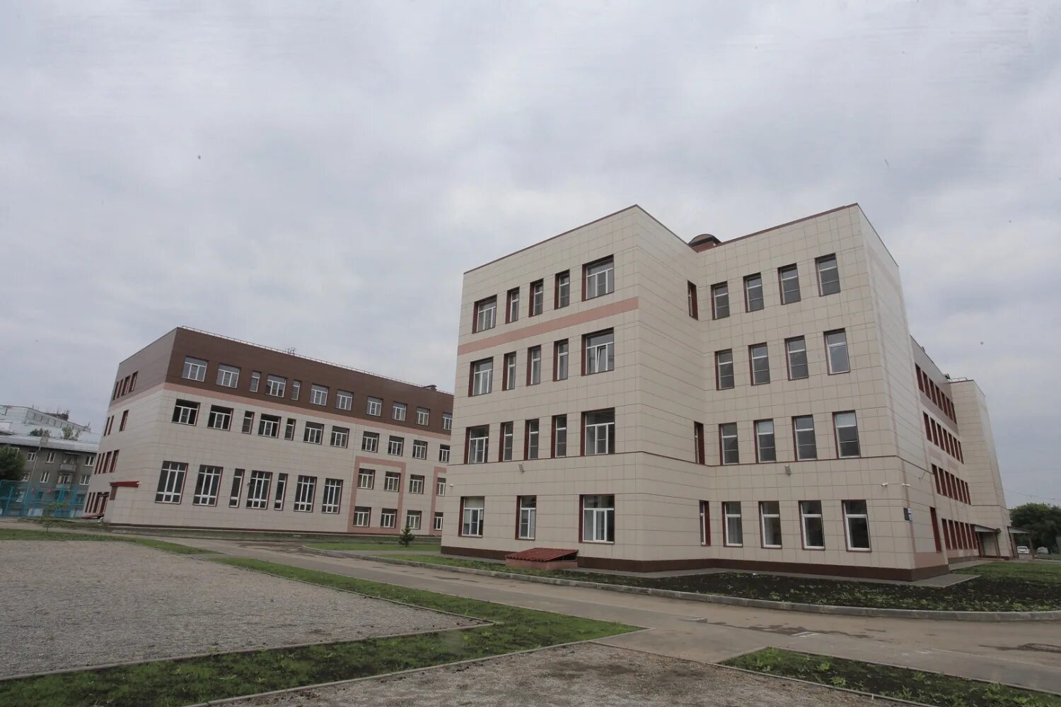 Школа 82 Новосибирск. Школа 82 Казань. Школа 195 Новосибирск.