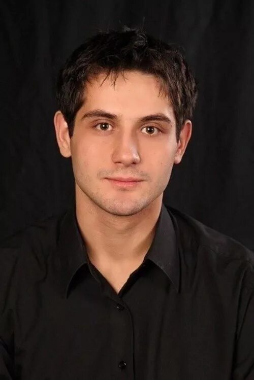 марк богатырев 2015. марк богатырев. марк богатырев. марк богатырев максим лавров. актер кухни марк богатырев.