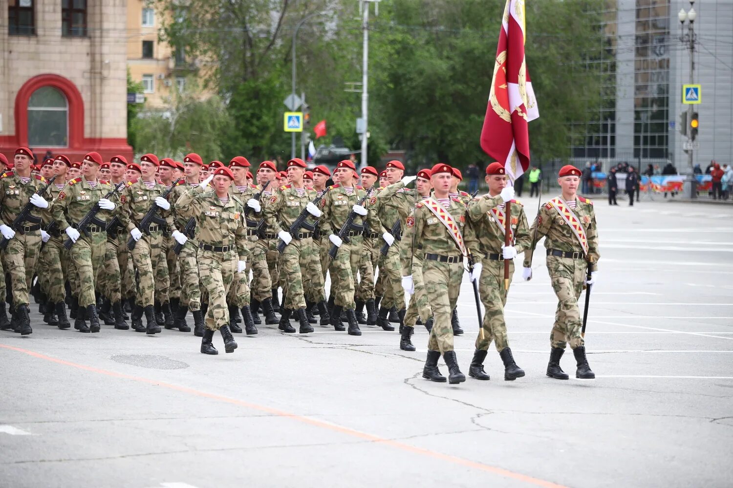 Парад 9 мая волгоград. Парад в Волгограде. Парад в Волгограде 2023. Парад Победы Волгоград 2012. Парад Победы 2023 Волгоград.