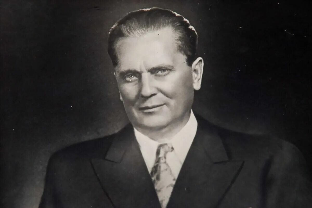 Иосиф Броз Тито. Josip Broz Tito. Иосиф Броз Тито молодой. Тито Маршал Югославии. Тито брасо