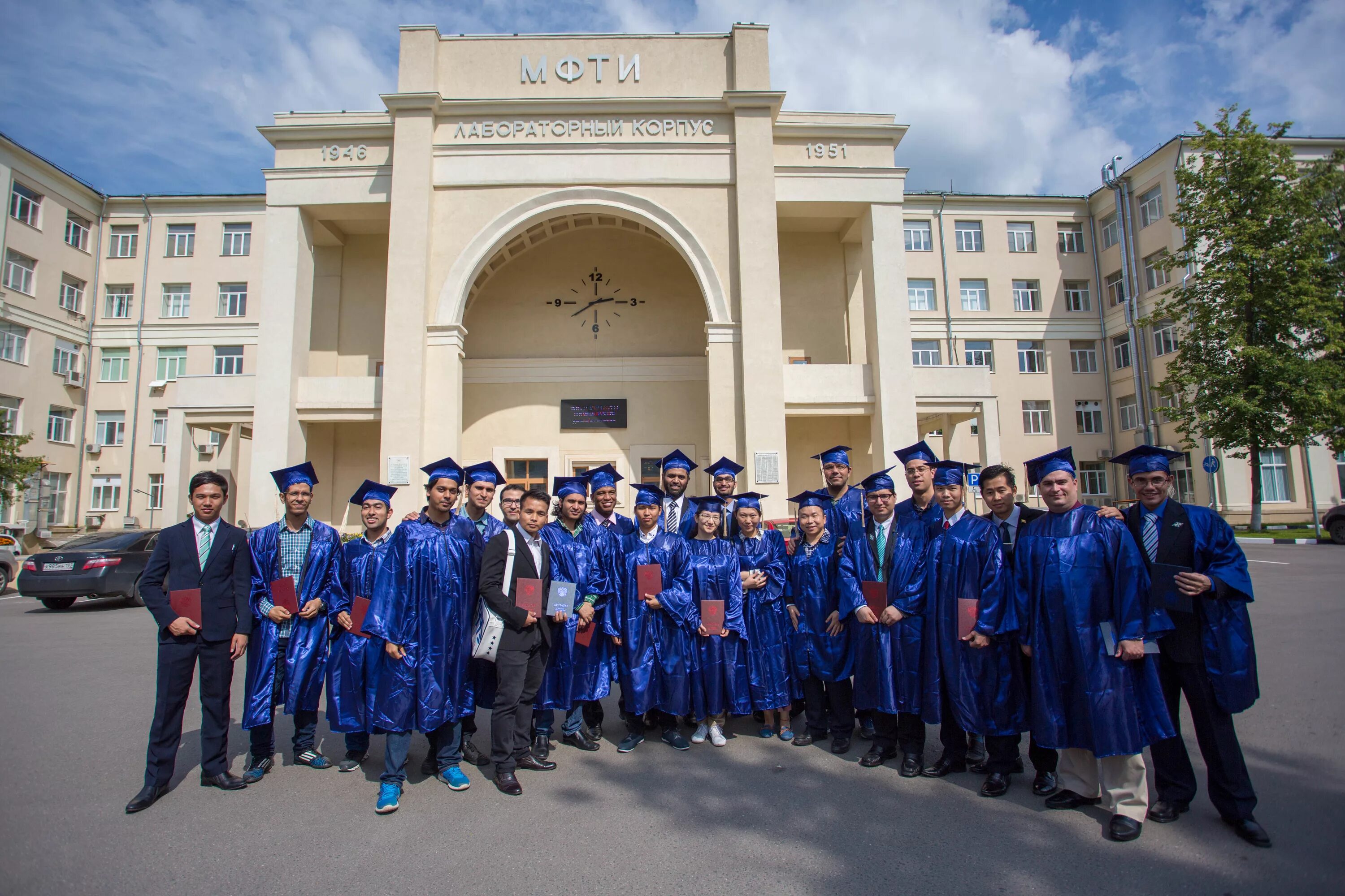 МФТИ выпускники Московского физико-технического института. Физтех институт в Москве. НПИ выпускники МФТИ. МФТИ выпускники Московского. Университет россия ru