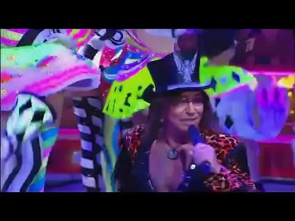 Куда уехал цирк он был еще. Куда уехал цирк книга. Дорога в цирк. Куда уехал цирк книга. Шоу маска лама.