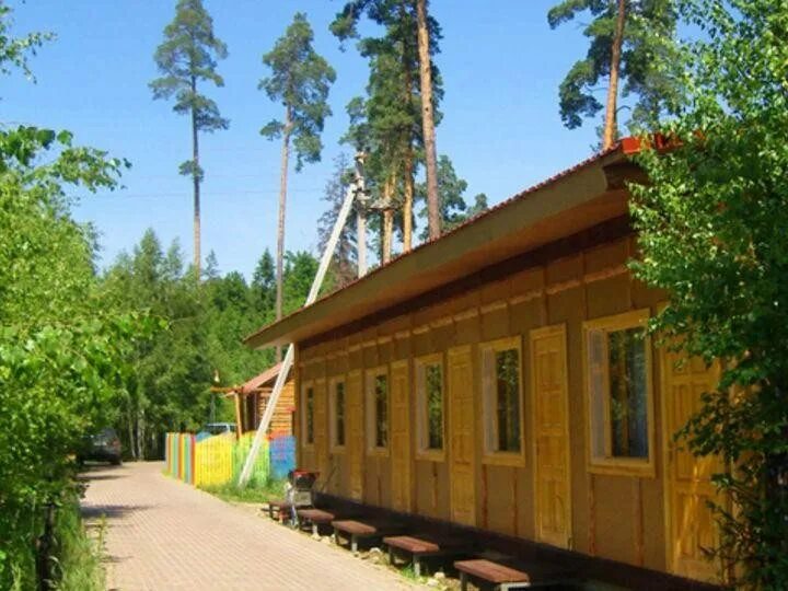 Отрада отдых брянск. Парк отель Отрада Брянская область. Парк отель Отрада Брянск. Турбаза Отрада Брянск. Отрада база отдыха Брянск.